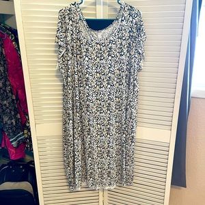 Cute Cato animal print dress!